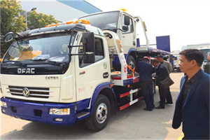 台儿庄汽车道路救援拖车价格